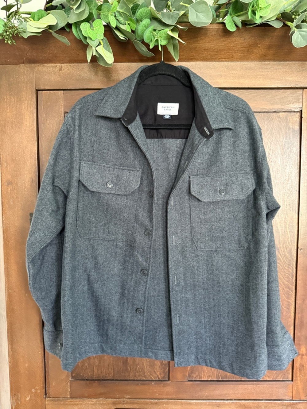 American Eagle Men’s Dark Charcoal Button-Up Shirt Jacket